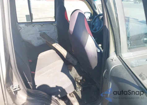 2003 Jeep Liberty Sport из США, поврежденный, VIN 1J4GL48K73W671700